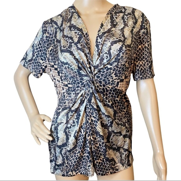 Elie Tahari Twist Knot‎ Knit Python Print Women top Size 6 (s) - Picture 1 of 14